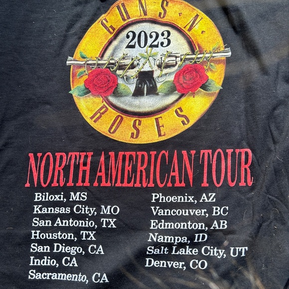 Guns N Roses Tour Tshirt - Picture 2 of 2